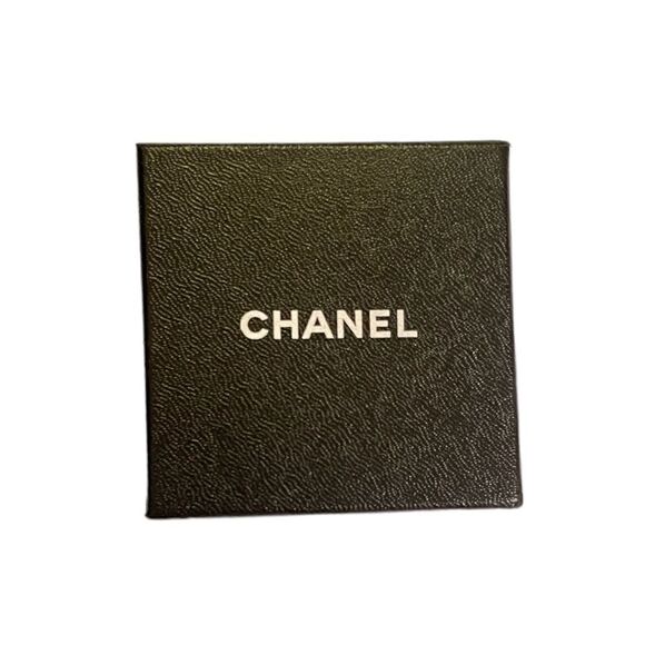 CHANEL Vintage Fall 1995 Mens Cufflinks - Picture 4 of 8